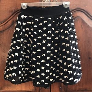 Monkey wear Newman Marcus ribbon bow skirt Sz 8